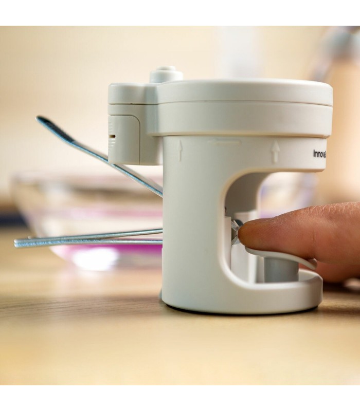 Coupe-ongles LED avec loupe et lime – Clail InnovaGoods