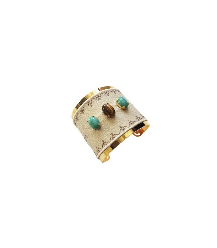 Custom beige large 3 pierres