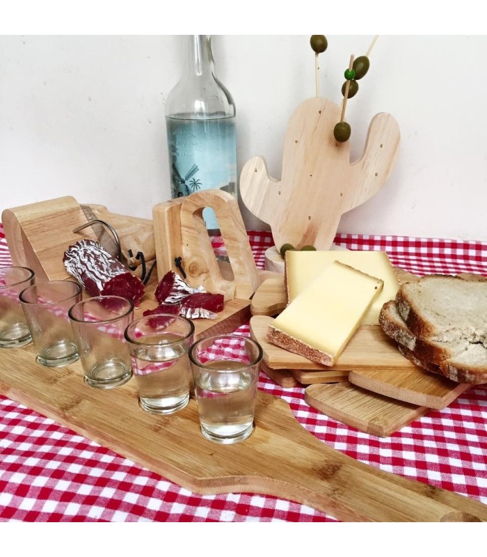Planche avec 6 verres pour apéro
