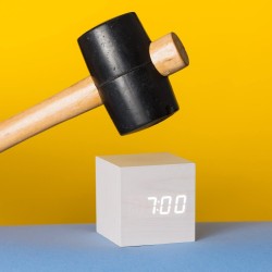 Réveil en bois Led blanc