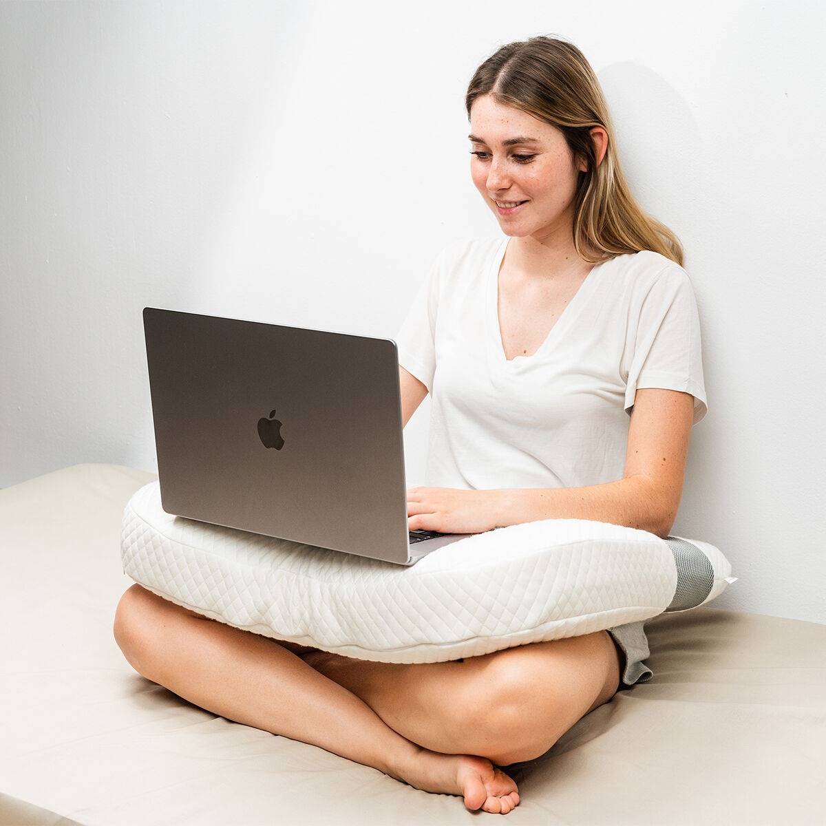 oreiller-multiposition-coussin-lecture-support-ordinateur-portable